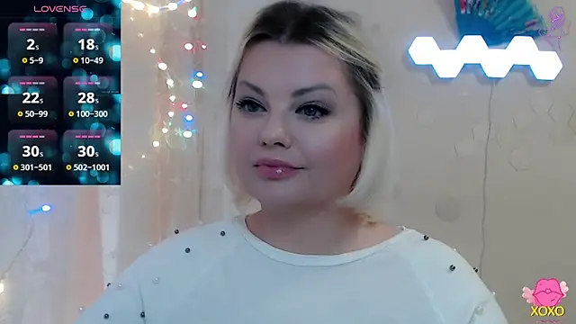 JewellKiss7 online show from April 2026 12:50:02 PM