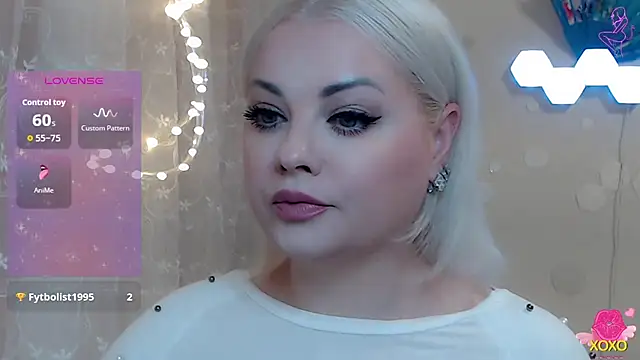 Snapshot of JewellKiss7 chatting on December 2025 06:56:01 AM JewellKiss7 online show from December 2025 06:56:01 AM