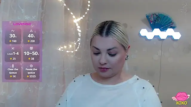 Snapshot of JewellKiss7 chatting on December 2025 11:23:02 AM JewellKiss7 online show from December 2025 11:23:02 AM