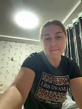 Snapshot of KisssAmmeli chatting on September 2025 07:09:02 AM KisssAmmeli online show from September 2025 07:09:02 AM