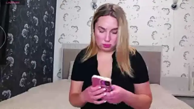 KisssAmmeli online show from November 2025 09:35:02 AM