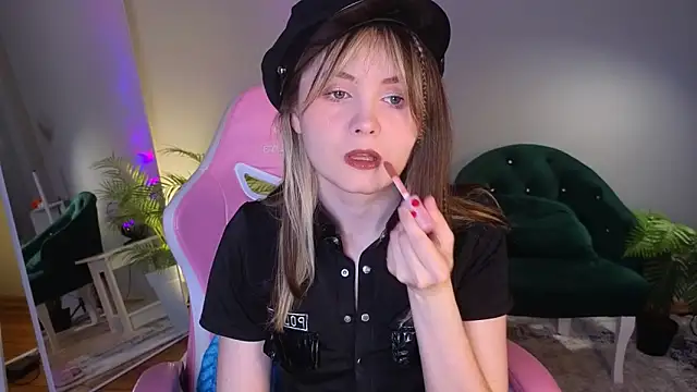 CiriRianonn online show from November 2025 04:17:02 AM