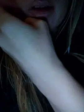 Linda 999 online show from January 2026 03:01:02 AM