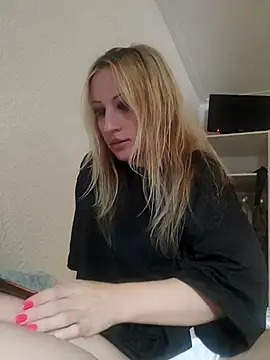 Linda 999 online show from November 2025 11:04:02 AM