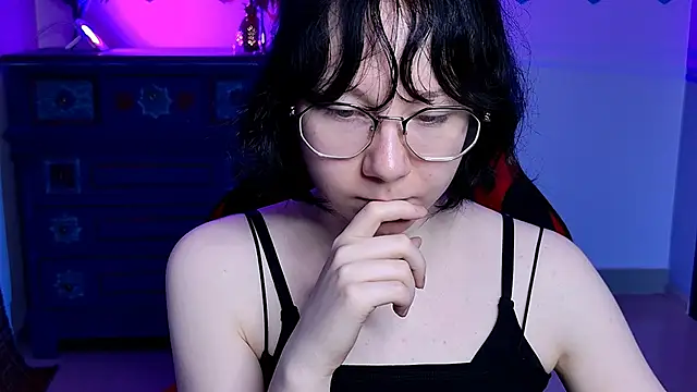 NancyMartinez online show from October 2025 05:08:01 AM