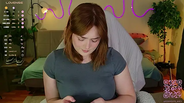 Snapshot of cosycute_ chatting on April 2026 06:31:02 PM cosycute online show from April 2026 06:31:02 PM