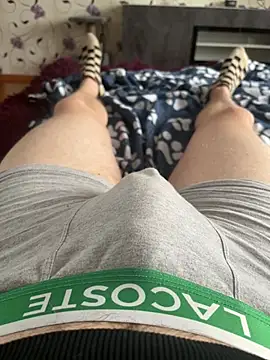 red red00 online show from January 2026 08:10:01 AM