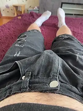 red red00 online show from February 2026 08:03:01 AM