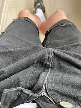 red red00 online show from March 2026 08:31:01 AM