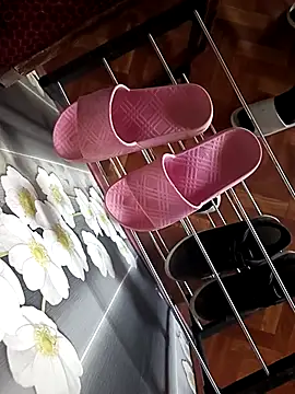 red red00 online show from March 2025 09:34:02 AM