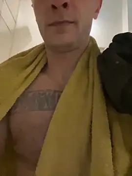 red red00 online show from November 2025 03:37:02 PM