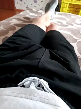 red red00 online show from February 2025 11:04:01 AM