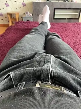 red red00 online show from February 2026 10:38:01 AM