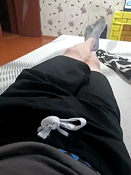 red red00 online show from February 2025 02:07:01 PM