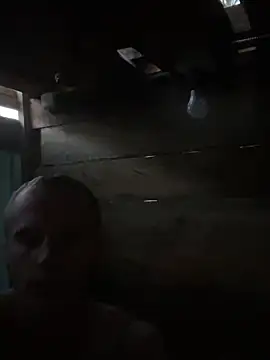 red red00 online show from September 2025 03:40:01 PM