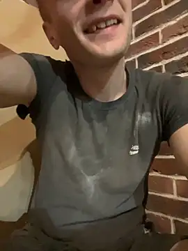 red red00 online show from November 2025 02:43:02 PM