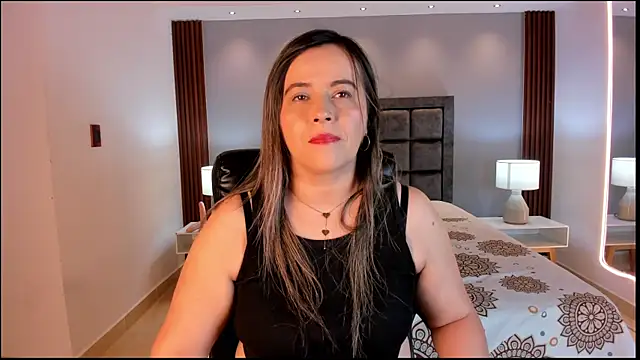 Susann Ross online show from March 2025 12:03:02 PM
