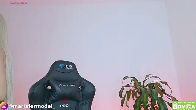 Mariafer05 online show from January 2026 01:40:01 PM