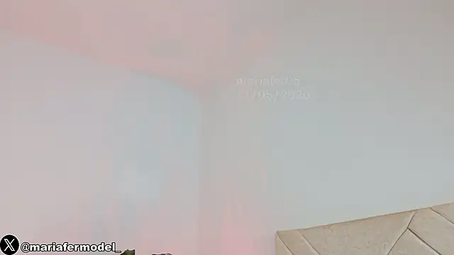 Mariafer05 online show from May 2026 04:35:01 PM