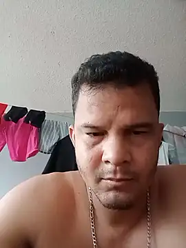 Snapshot of Lucho0886 chatting on July 2026 10:50:02 AM Lucho0886 online show from July 2026 10:50:02 AM
