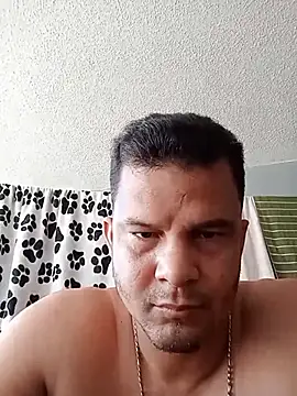 Snapshot of Lucho0886 chatting on July 2026 12:46:02 PM Lucho0886 online show from July 2026 12:46:02 PM