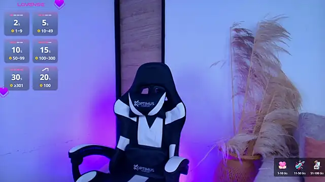 -Sofii  online show from December 2025 08:57:02 PM