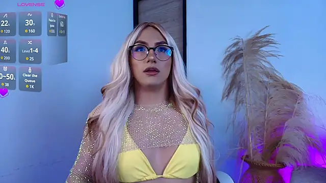 Snapshot of -Sofii_ chatting on December 2025 07:50:01 PM -Sofii online show from December 2025 07:50:01 PM