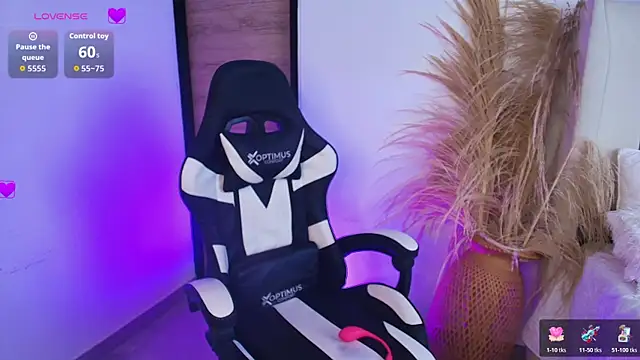 Snapshot of -Sofii_ chatting on February 2026 08:28:01 PM -Sofii online show from February 2026 08:28:01 PM