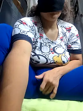 LunaDrago online show from May 2026 05:21:02 PM