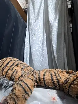 LunaDrago online show from March 2026 12:28:02 PM