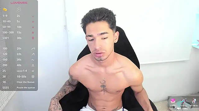 Damon  333 online show from February 2025 11:03:02 PM