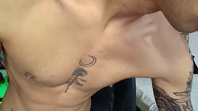 Snapshot of Damon__333 chatting on November 2025 03:16:02 PM Damon 333 online show from November 2025 03:16:02 PM