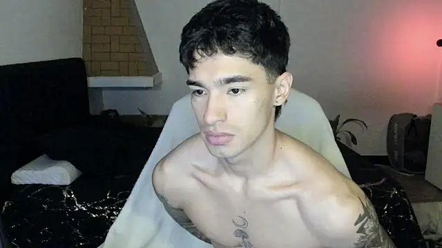 Snapshot of Damon__333 chatting on July 2026 03:30:02 AM Damon 333 online show from July 2026 03:30:02 AM