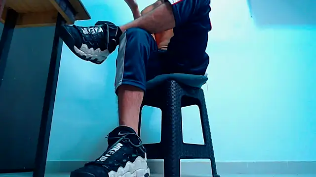 mastersmits online show from February 2026 02:20:02 AM