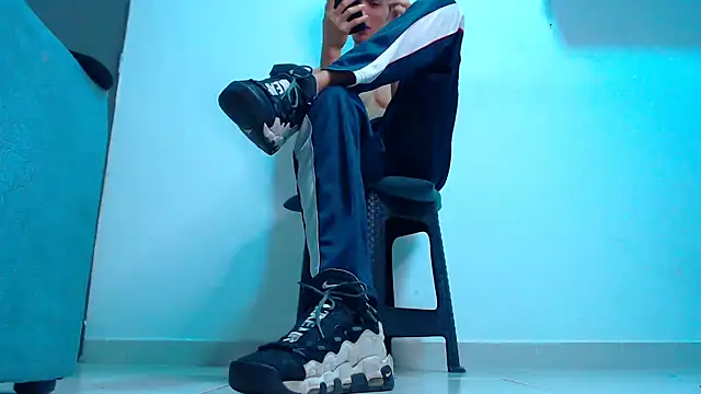 mastersmits online show from April 2026 02:17:01 AM