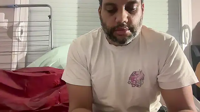 AbsolutMouuah online show from May 2026 11:12:01 PM