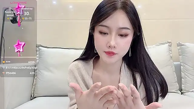 Snapshot of ruoling_19 chatting on December 2024 06:52:02 PM ruoling 19 online show from December 2024 06:52:02 PM