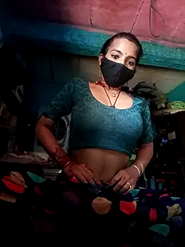 Snapshot of Poojashrma33 chatting on December 2024 03:53:01 AM Poojashrma33 online show from December 2024 03:53:01 AM