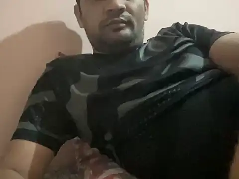 NiceBoy9099 online show from February 2026 05:42:02 PM