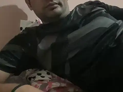 NiceBoy9099 online show from February 2026 05:57:01 PM