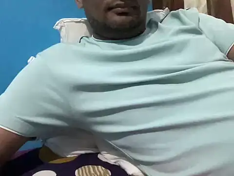 NiceBoy9099 online show from February 2026 10:37:02 AM