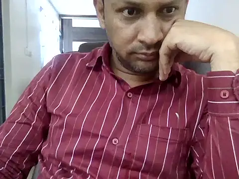 Snapshot of NiceBoy9099 chatting on May 2026 05:44:02 AM NiceBoy9099 online show from May 2026 05:44:02 AM