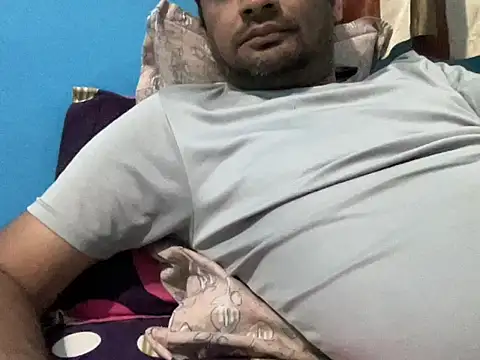 NiceBoy9099 online show from November 2025 08:07:01 AM