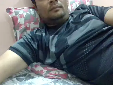 Snapshot of NiceBoy9099 chatting on January 2025 01:02:01 PM NiceBoy9099 online show from January 2025 01:02:01 PM