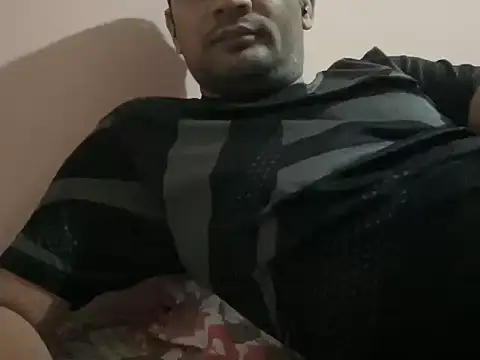 NiceBoy9099 online show from February 2026 05:34:02 PM