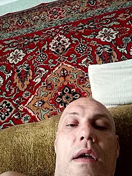 Snapshot of Pineapple04 chatting on November 2025 06:16:02 AM Pineapple04 online show from November 2025 06:16:02 AM