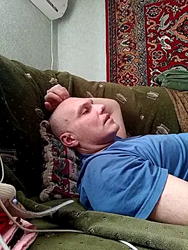 Pineapple04 online show from April 2026 05:31:01 AM