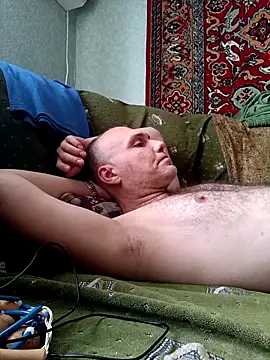 Snapshot of Pineapple04 chatting on November 2025 06:29:01 AM Pineapple04 online show from November 2025 06:29:01 AM