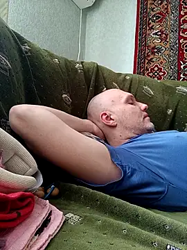 Pineapple04 online show from April 2026 06:48:01 AM