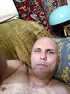 Snapshot of Pineapple04 chatting on October 2025 02:16:02 PM Pineapple04 online show from October 2025 02:16:02 PM